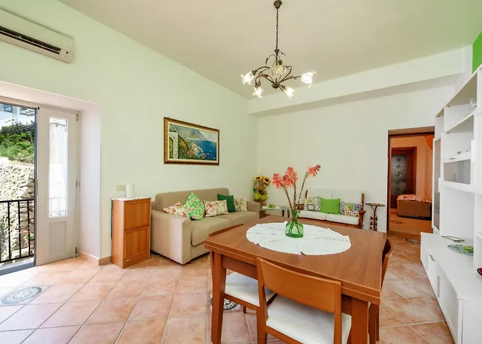 Casa Deva Coast, With Private Garden Overlooking The Sea * אמאלפי