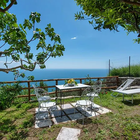 Casa Deva Coast, With Private Garden Overlooking The Sea Ferienhaus