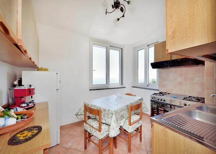 Feriehus Casa Deva Coast, With Private Garden Overlooking The Sea